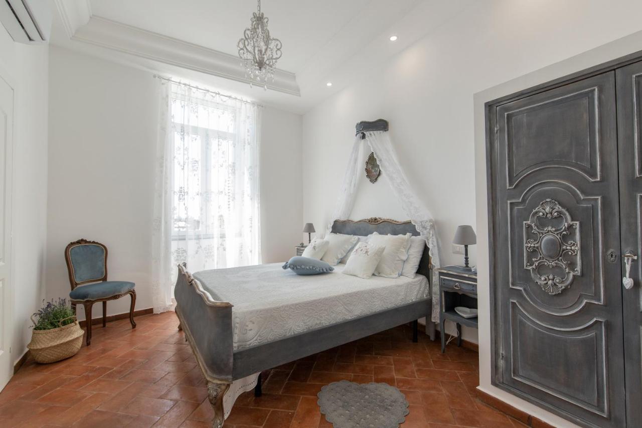 B&B Dimora Mazzarino Neapel Exteriör bild